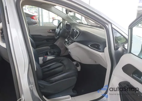 2017 Chrysler Pacifica Touring-L from USA, damaged, VIN 2C4RC1BG1HR816330